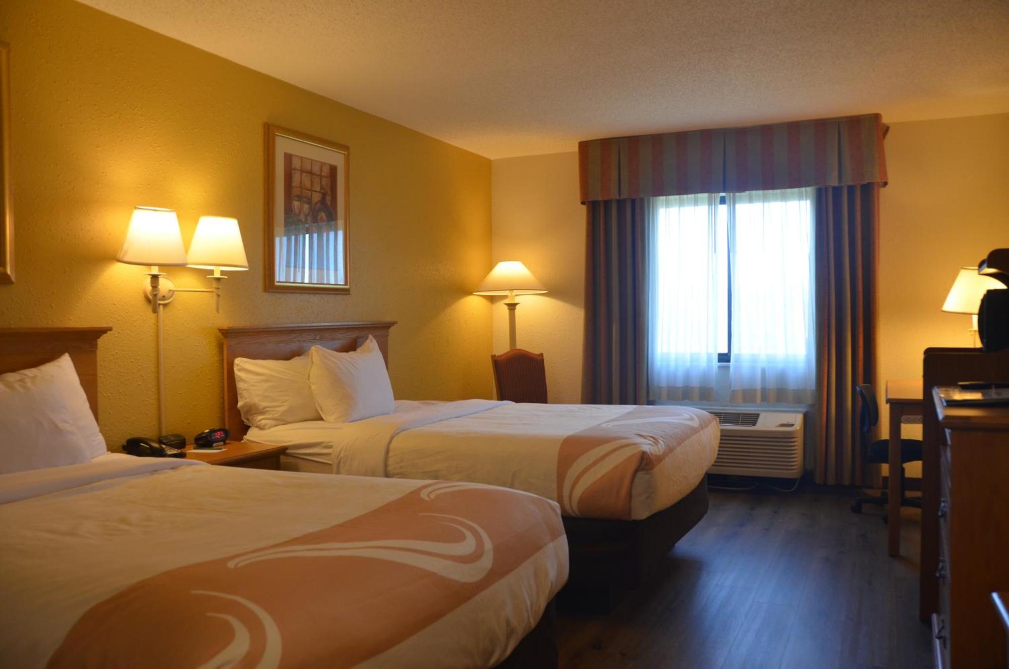 Quality Inn Perrysburg Extérieur photo